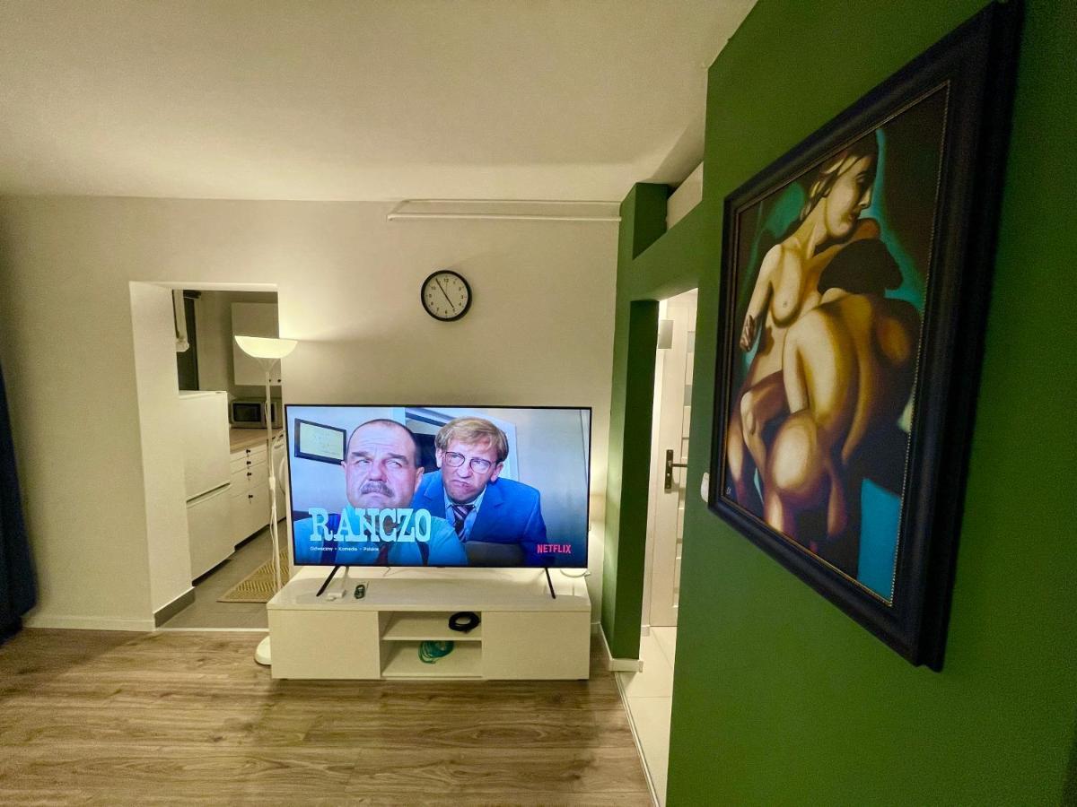 Metro Fast Wifi Tv'70 Netflix Hbo Appletv Leilighet