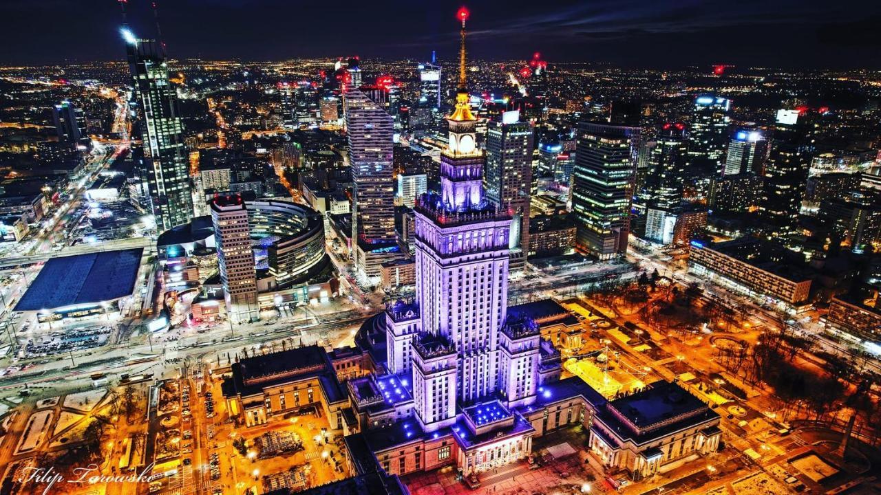 Metro Fast Wifi Tv'70 Netflix Hbo Appletv Warsaw