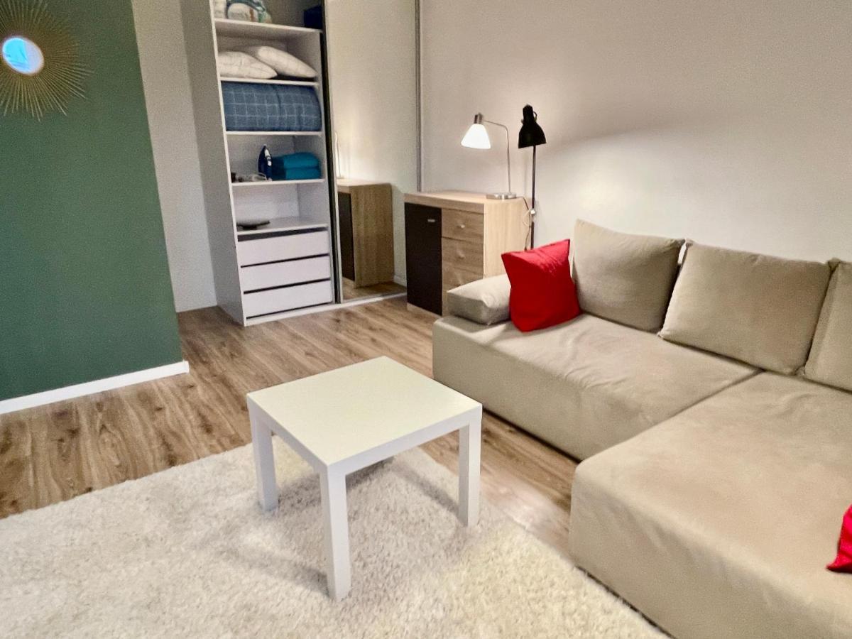 Leilighet Metro Fast Wifi Tv'70 Netflix Hbo Appletv Warszawa