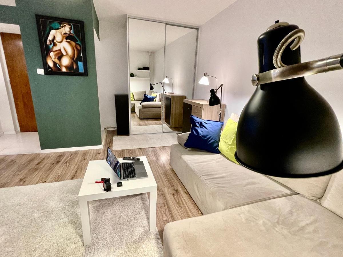 Metro Fast Wifi Tv’70 Netflix Hbo Appletv *