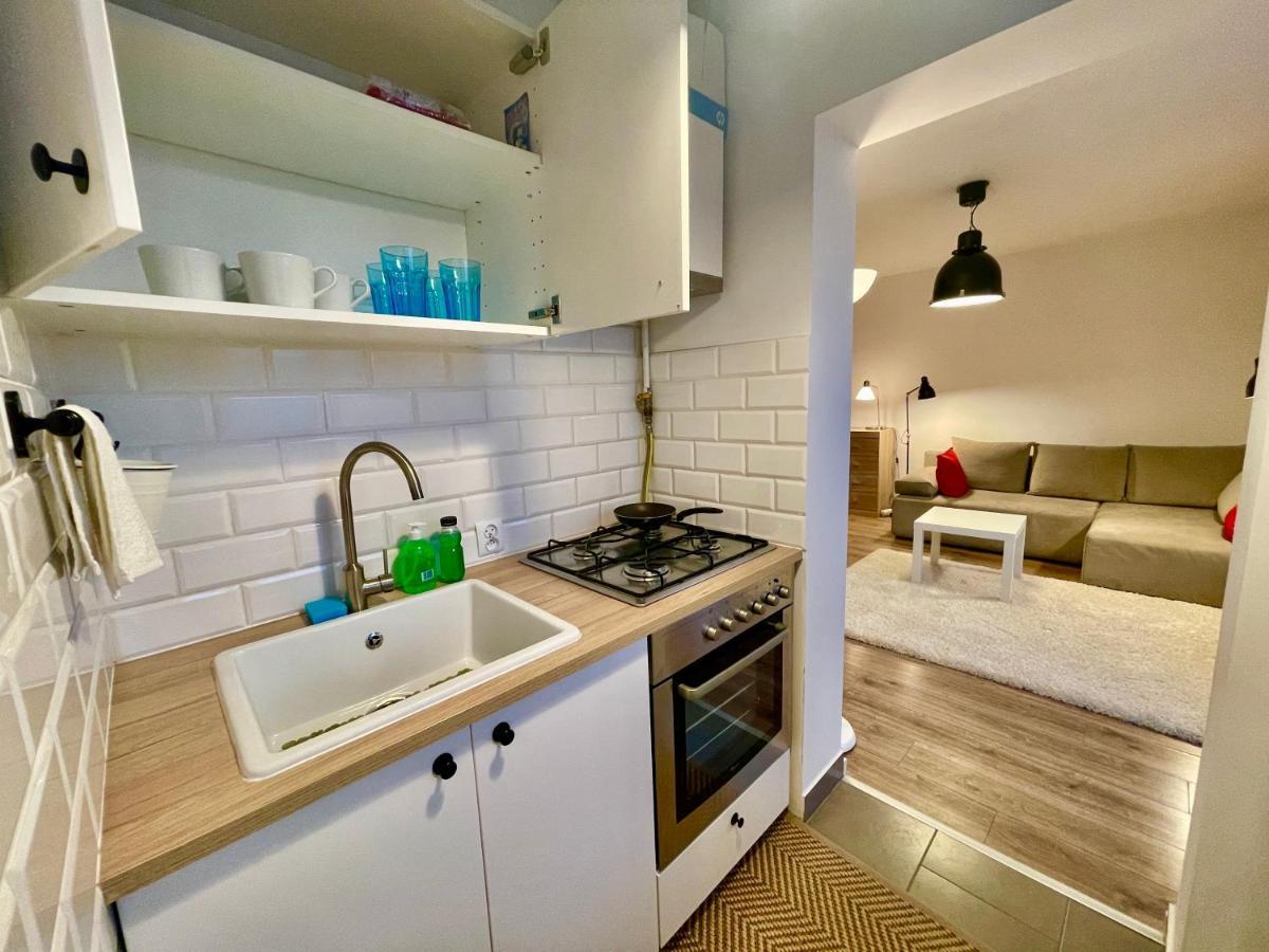 Appartamento Metro Fast Wifi Tv’70 Netflix Hbo Appletv Varsavia